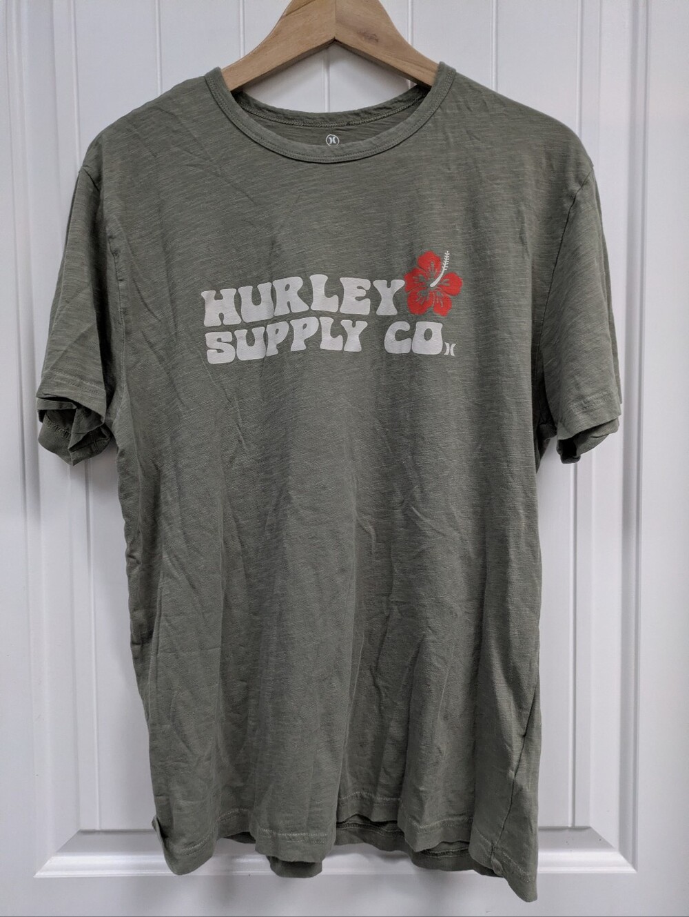 Hurely Hibiscus Graphic T-Shirt